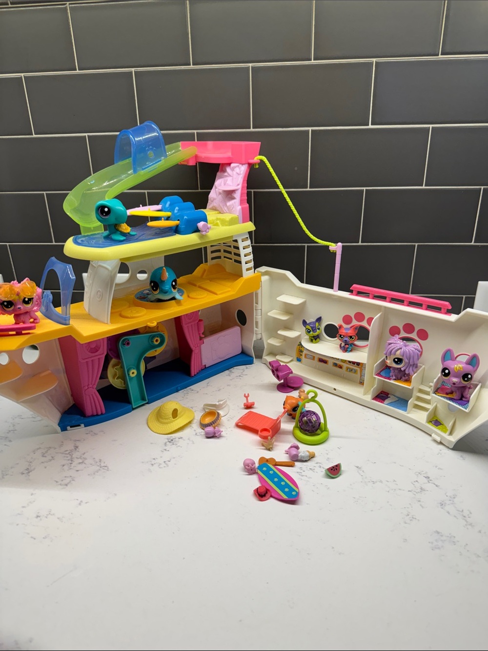 Littlest Pet Shop LPS Cruise Ship Playset Boat Yacht